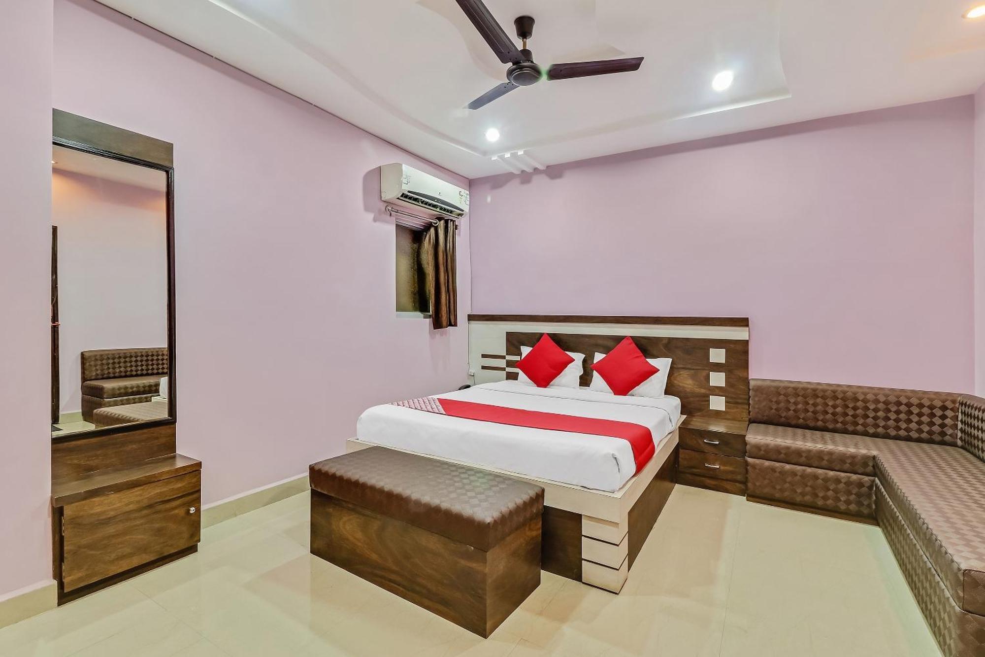 Super Hotel O Royal Raj Nandgaon Exteriér fotografie