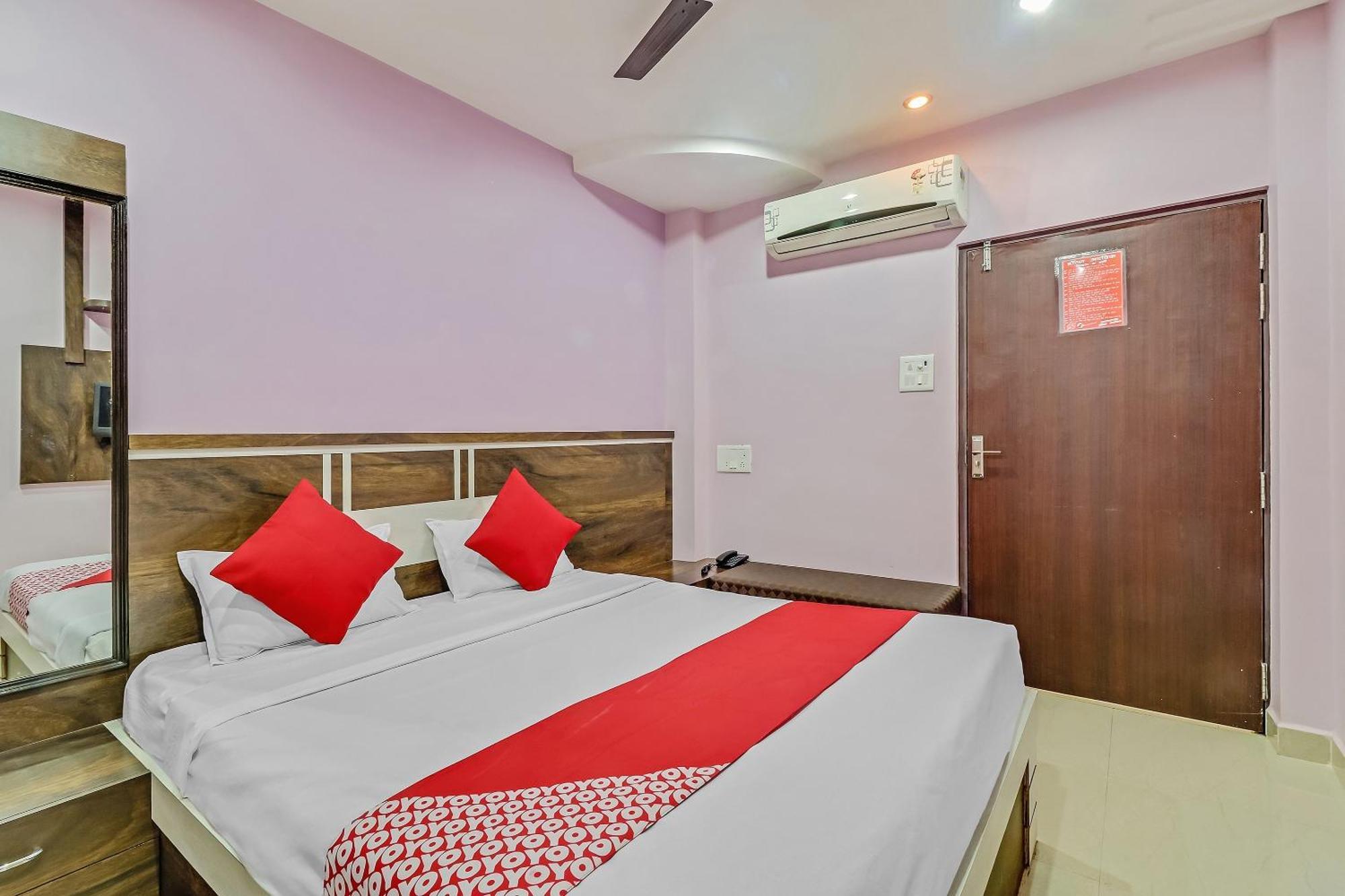 Super Hotel O Royal Raj Nandgaon Exteriér fotografie