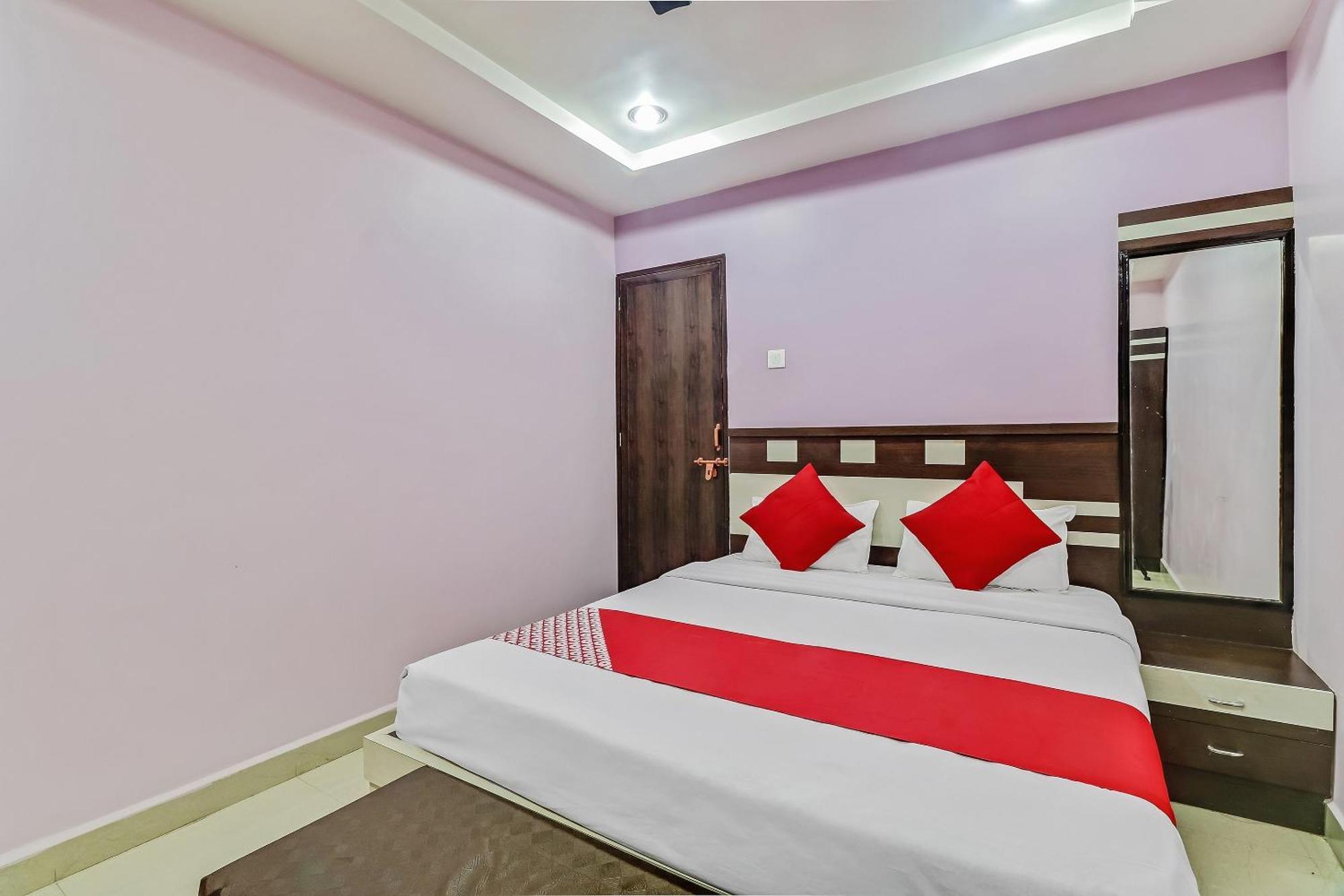 Super Hotel O Royal Raj Nandgaon Exteriér fotografie